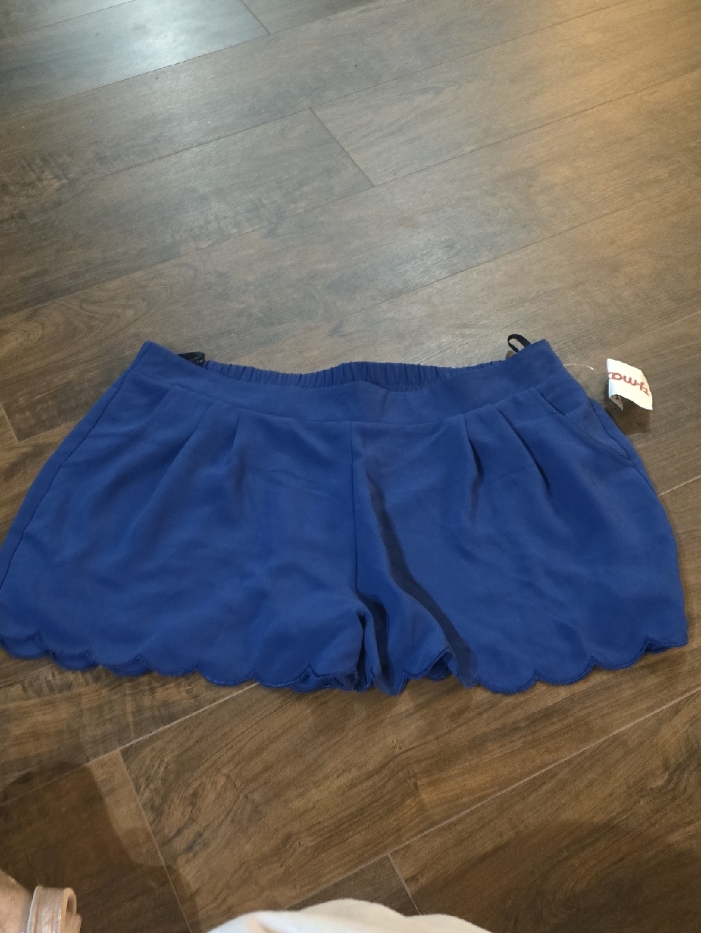 Women’s Scallop Hem Shorts - Blue